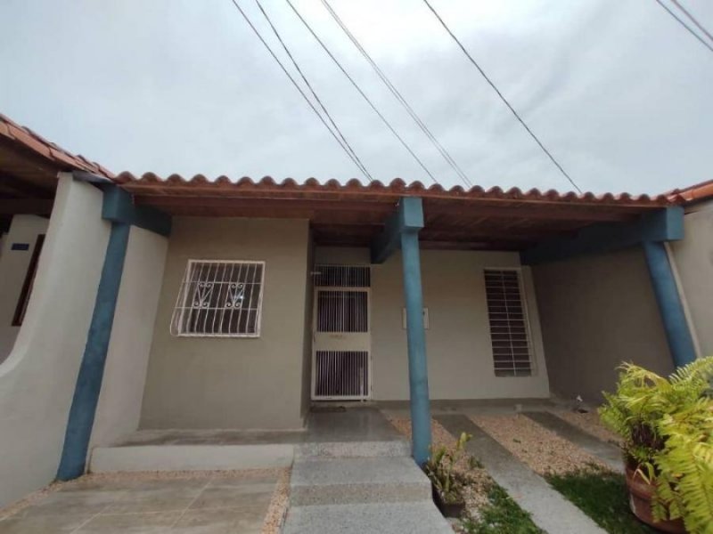 Foto Casa en Venta en Cabudare, Lara - U$D 13.000 - CAV208938 - BienesOnLine