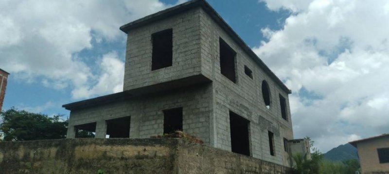 Foto Casa en Venta en naguanagua, Naguanagua, Carabobo - U$D 25.000 - CAV238016 - BienesOnLine