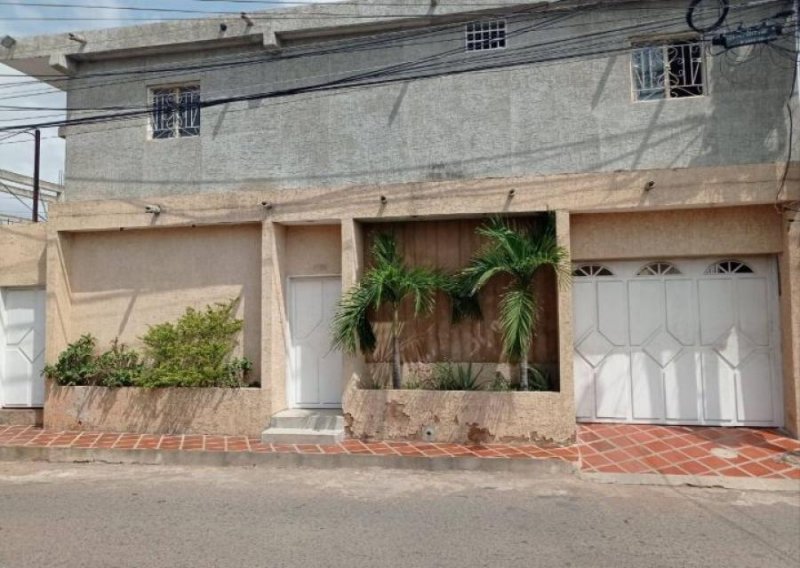 Foto Casa en Venta en Maracaibo, Zulia - U$D 16.000 - CAV171993 - BienesOnLine