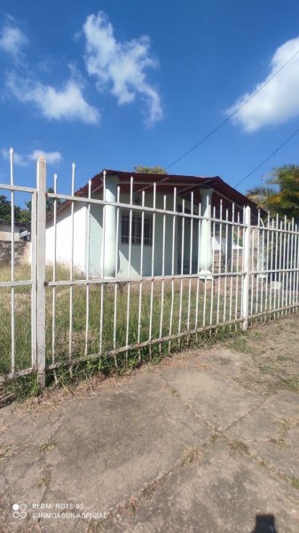 Casa en Venta en Mario Briceño Urbanización la Candelaria, Aragua