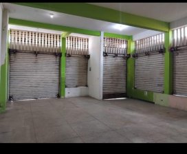 Vendo edificio Edo Lara con dos locales comerciales y dos apartamentos