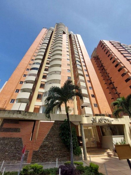 Foto Apartamento en Venta en Valencia, Carabobo - U$D 48.500 - APV203304 - BienesOnLine