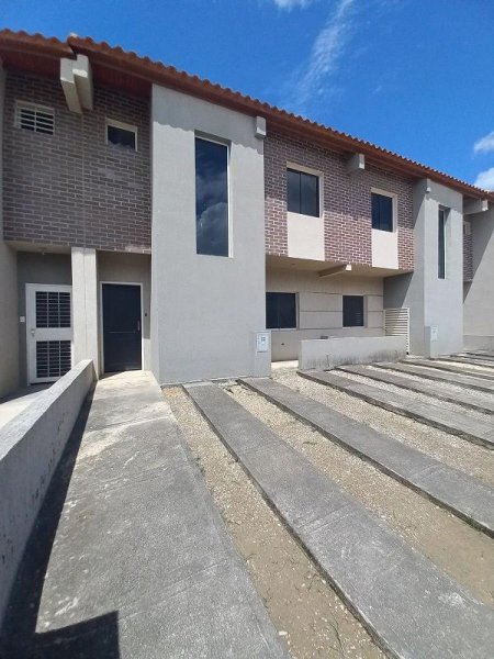 Foto Casa en Venta en Cabudare, Lara - U$D 25.000 - CAV183929 - BienesOnLine