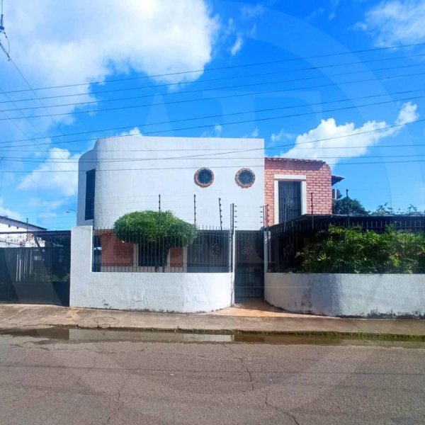 Quinta en Venta en Vista hermosa Ciudad Bolívar, Bolívar