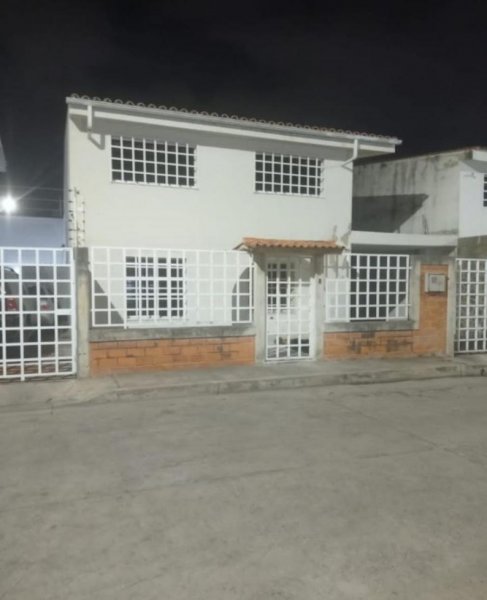 Foto Casa en Venta en Giradot, Prolongación Av Aragua, Aragua - U$D 75.000 - CAV199368 - BienesOnLine