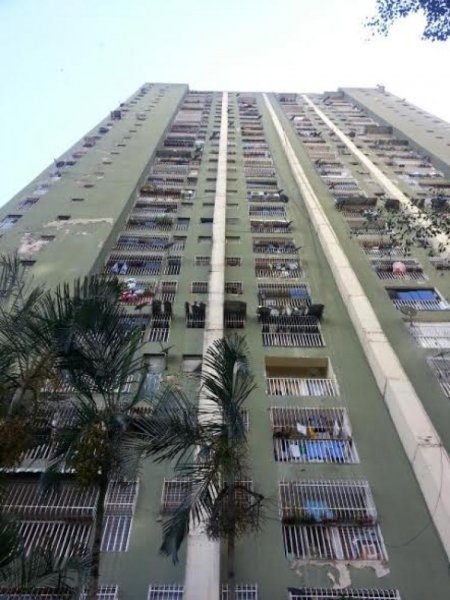 Foto Apartamento en Venta en Caracas, Distrito Federal - BsF 6.500.000 - APV58666 - BienesOnLine