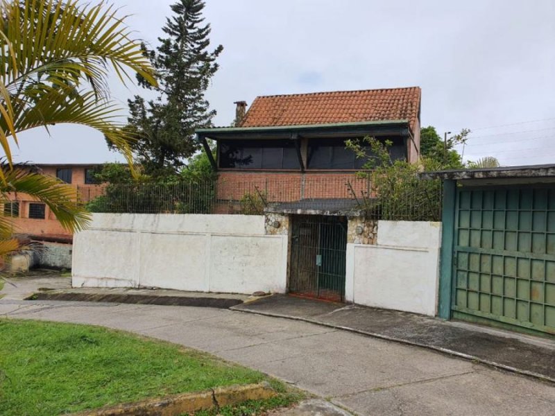 Foto Casa en Venta en alto hatillo baruta miranda caracas venezuela, Distrito Federal - U$D 150.000 - CAV210551 - BienesOnLine