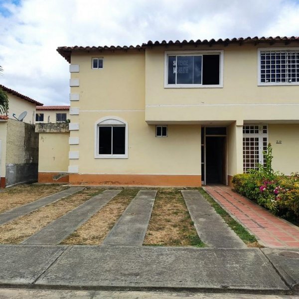 Casa en Venta en Guatire Guatire, Miranda