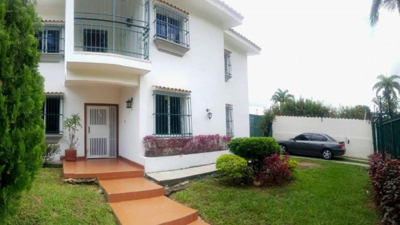 Foto Casa en Venta en Valencia, Carabobo - U$D 180.000 - CAV206927 - BienesOnLine