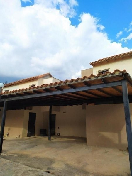 Foto Casa en Venta en Tazajal, Naguanagua, Carabobo - U$D 100.000 - CAV143078 - BienesOnLine