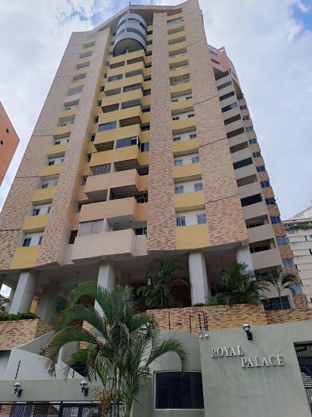 Apartamento en Venta en Valencia Naguan Urbanizacion El Parral, Carabobo