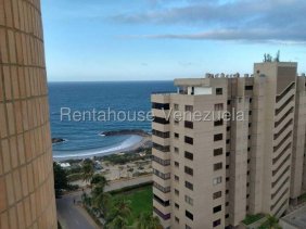 Apartamento en Venta en Playa Grande Catia La Mar, Vargas
