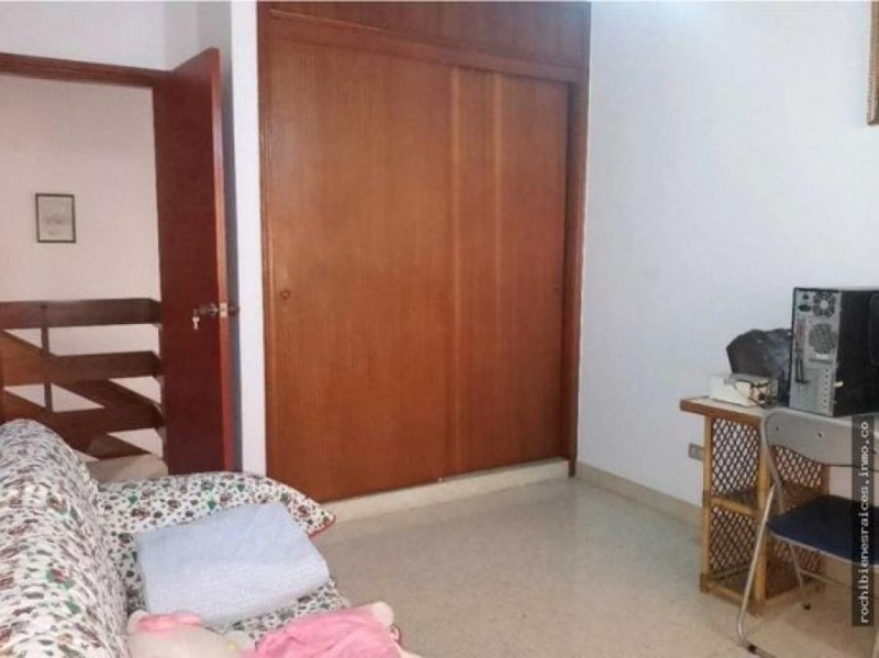 Foto Casa en Venta en El Marquez, Sucre, Distrito Federal - U$D 310.000 - CAV250000 - BienesOnLine