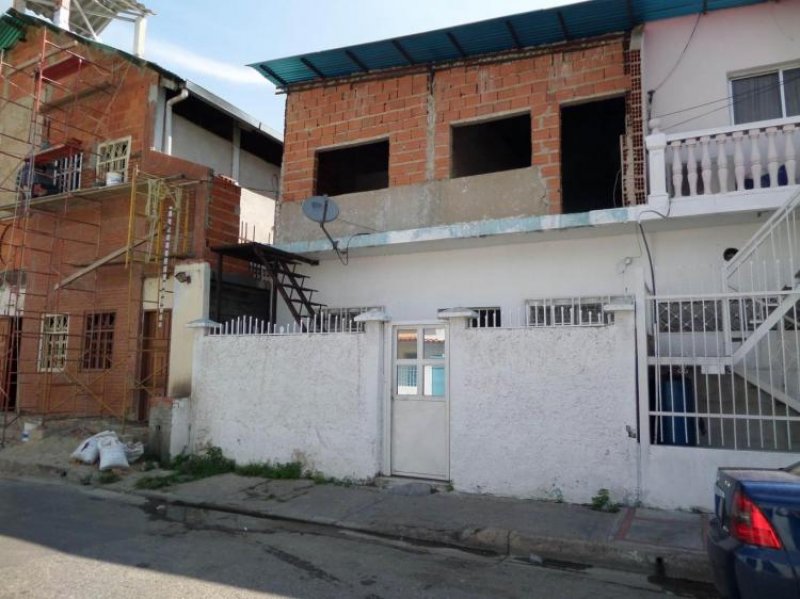 Foto Casa en Venta en Maracay, Aragua - BsF 22.000.000 - CAV71083 - BienesOnLine