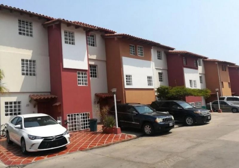 Foto Casa en Venta en Avenida r-16 lecheria, Anzoátegui - U$D 100.000 - CAV151249 - BienesOnLine