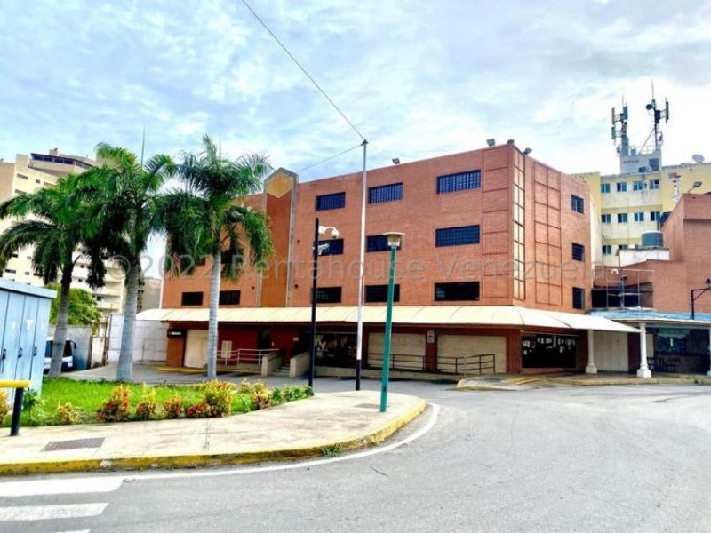 Edificio en Venta en PLAYA GRANDE Catia La Mar, Vargas