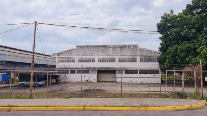 Venta de Galp?n Industrial Carretera Nacional Guacara Frente a Pirelli. 254349 