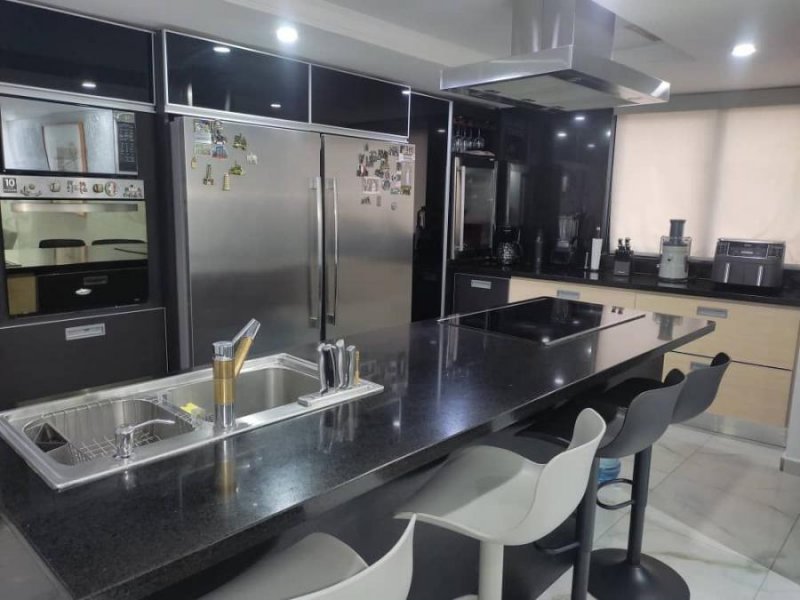 Foto Apartamento en Venta en Trigaleña, Carabobo - U$D 169.000 - APV197482 - BienesOnLine