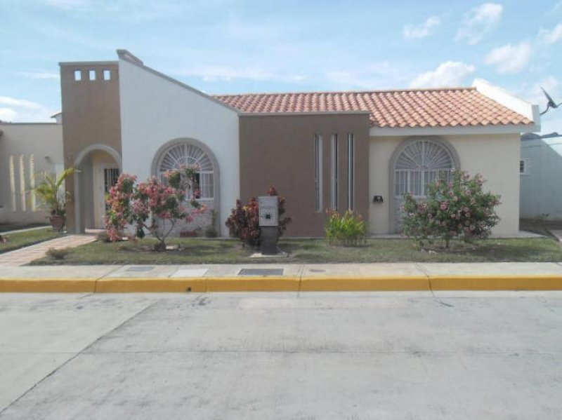 Foto Casa en Venta en San Diego, Carabobo - BsF 9.500.000 - CAV57719 - BienesOnLine