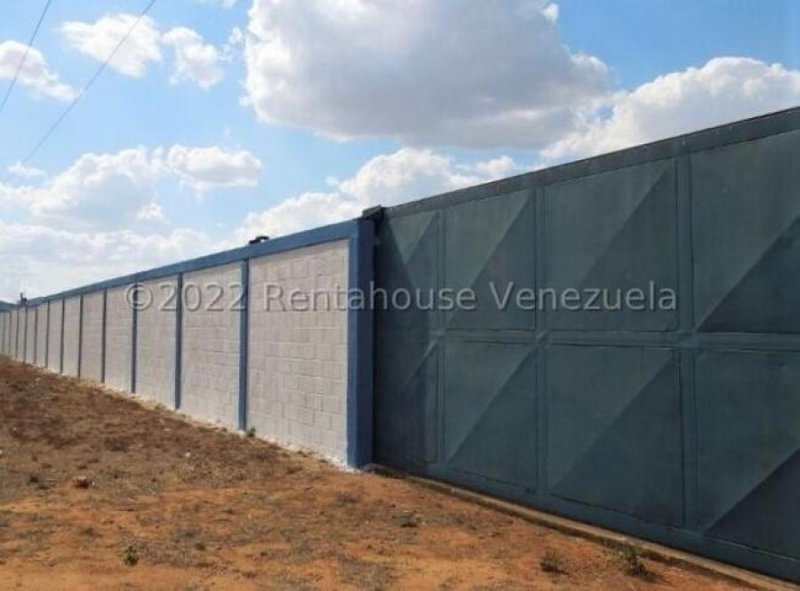 Foto Terreno en Venta en Zona Industrial, El Tigre, Anzoátegui - U$D 65.000 - TEV249525 - BienesOnLine