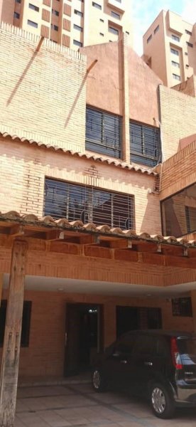 Casa en Venta en La Trigaleña Valencia, Carabobo