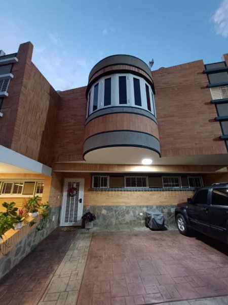 Foto Casa en Venta en Valencia, Carabobo - U$D 120.000 - CAV223054 - BienesOnLine