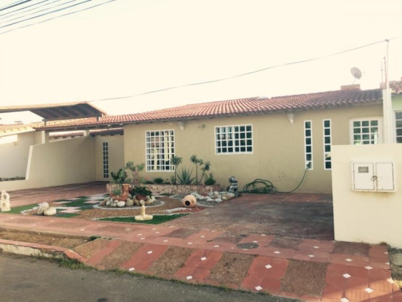 Foto Casa en Venta en Carirubana, Punto Fijo, Falcón - $ 55.000 - CAV119283 - BienesOnLine