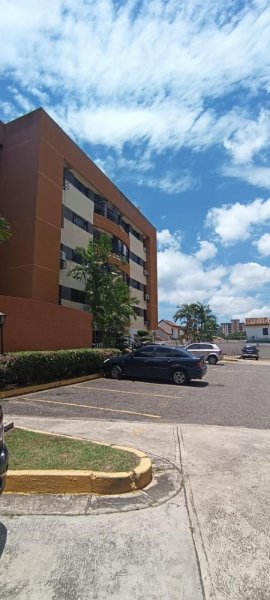 Foto Apartamento en Venta en Naguanagua, Tazajal, Carabobo - U$D 22.000 - APV206647 - BienesOnLine