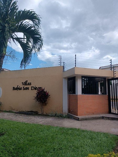 Foto Casa en Venta en San Diego, Sector Bosqueserino, Carabobo - U$D 59.900 - CAV212740 - BienesOnLine